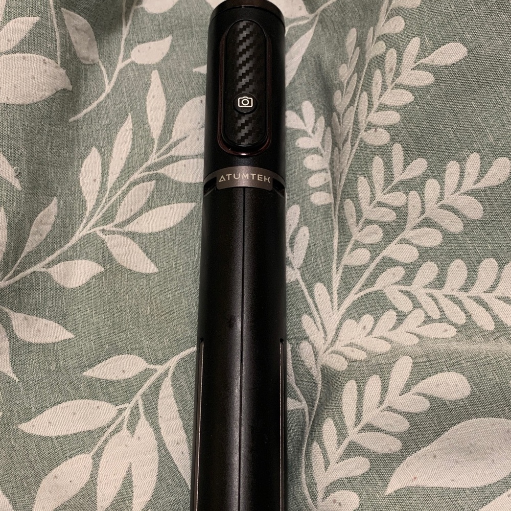 ATUMTEK Black Selfie Stick